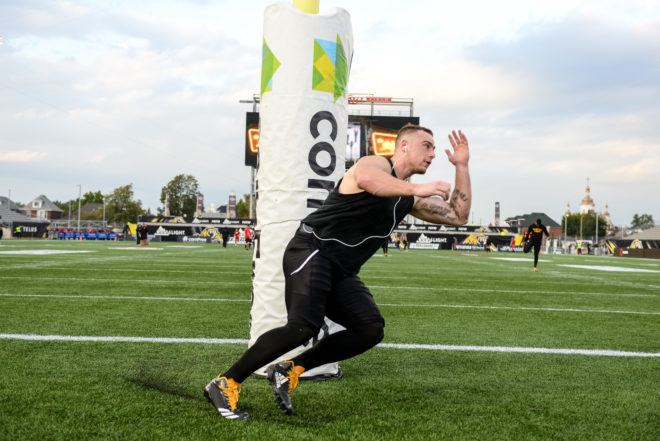 WELLAND, ON - OCT 13, 2017: Ontario College Athletic Association game between the Niagara Knights and the Fanshawe Falcons, (Photo by Ryan McCullough / Sheridan Bruins)