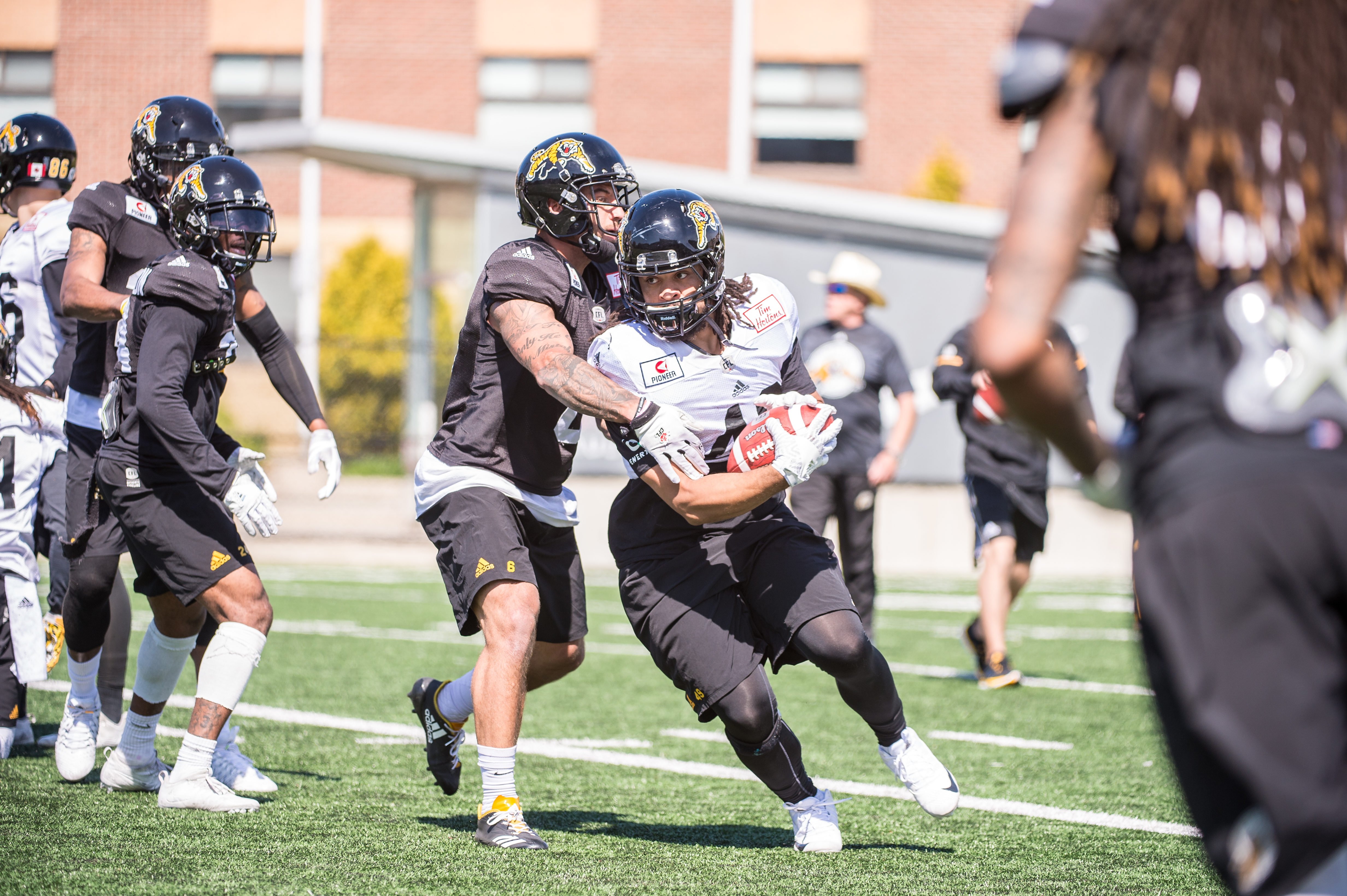 HAMILTON, ON - MAY 21, 2018: 2018 Hamilton Tiger Cats training camp,, (Photo by Ryan McCullough / Hamilton Tiger Cats)